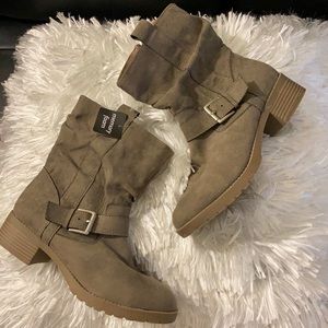 Arizona Jean co Memory foam